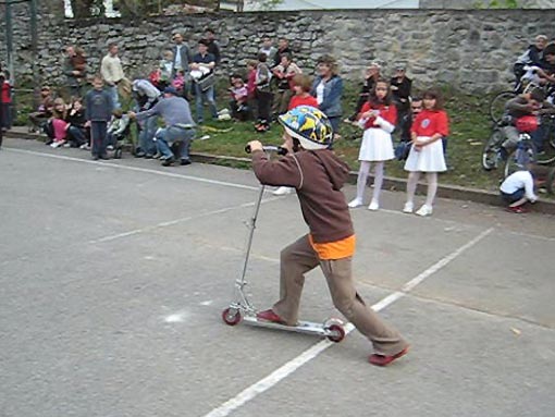 Bicikličokoromobilijada 2009