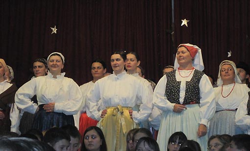 Narodi nam se Kralj Nebeski Narodi nam se Kralj Nebeski