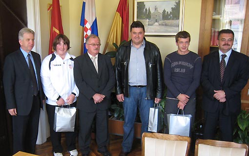 Brozinić, Orlić i Matijašić na prijemu kod gradonačelnika Brozinić, Orlić i Matijašić na prijemu kod gradonačelnika