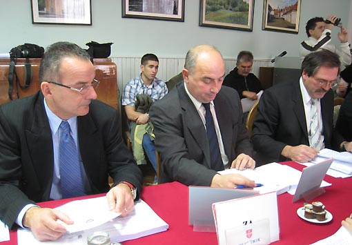 Odluke i zaključci 5. sjednice Gradskog vijeća Grada Ogulina održane 18. prosinca 2009. Odluke i zaključci 5. sjednice Gradskog vijeća Grada Ogulina održane 18. prosinca 2009.