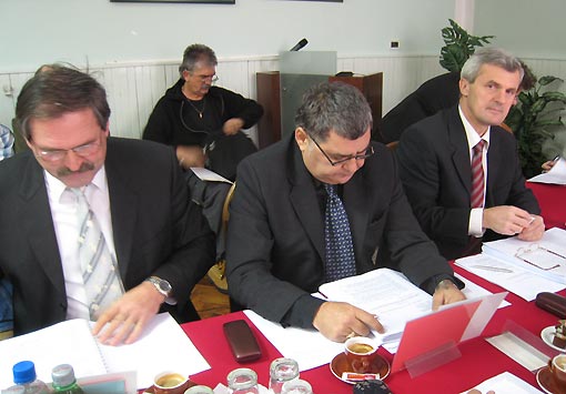 Odluke i zaključci 5. sjednice Gradskog vijeća Grada Ogulina održane 18. prosinca 2009. Odluke i zaključci 5. sjednice Gradskog vijeća Grada Ogulina održane 18. prosinca 2009.