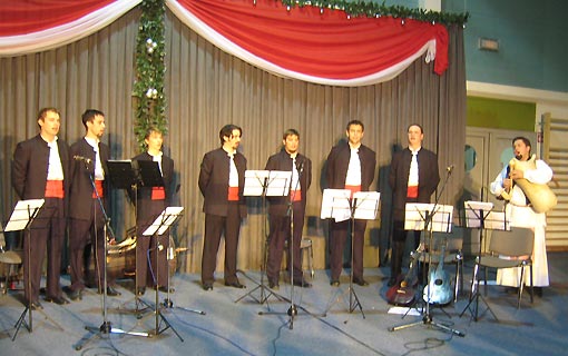 Božić bijeli začaran, radostan i svet - KUD Klek 2009