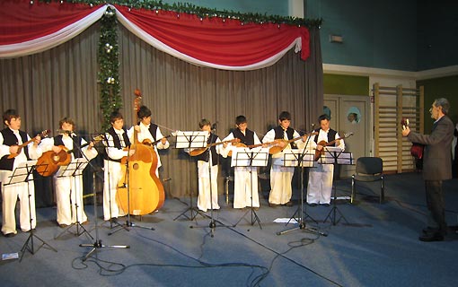 Božić bijeli začaran, radostan i svet - KUD Klek 2009