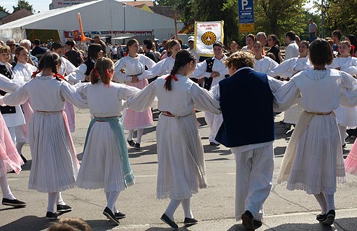 KUD "Klek" na 44. Vinkovačkim jesenima 2009 KUD "Klek" na 44. Vinkovačkim jesenima 2009