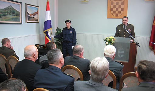 Obraćanje brigadira Hrvatske vojske Nevena Cugelja Svečano obilježavanje 18. obljetnice osnutka ogulinske 143. brigade Hrvatske vojske