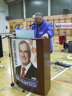 Predizborni skup predsjedničkog kandidata HDZ-a dr. Andrije Hebranga Predizborni skup predsjedničkog kandidata HDZ-a dr. Andrije Hebranga