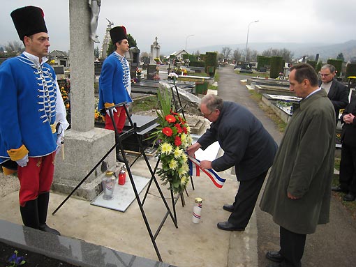 Polaganje vijenaca i paljene svijeća u povodu blagdana Svih Svetih i Dušnog Dana Polaganje vijenaca i paljene svijeća u povodu blagdana Svih Svetih i Dušnog Dana