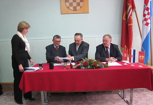 Svečano položen kamen temeljac za izgradnju stambeno – poslovne zgrade