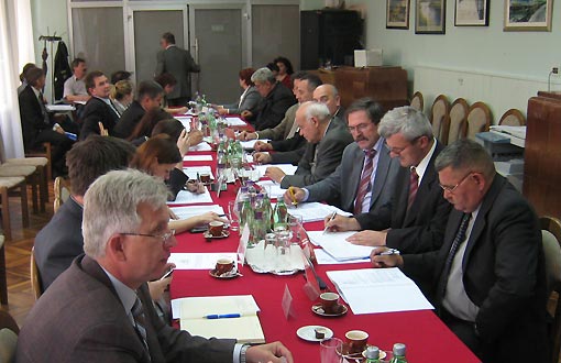 Odluke i zaključci 7. sjednice Gradskog vijeća Grada Ogulina održane 4. svibnja 2010. Odluke i zaključci 7. sjednice Gradskog vijeća Grada Ogulina održane 4. svibnja 2010.