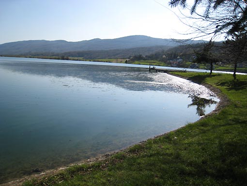 Savjet mladih Grada Ogulina organizira u subotu 17. travnja 2010. čišćenje okoliša jezera Sabljaci Savjet mladih Grada Ogulina organizira u subotu 17. travnja 2010. čišćenje okoliša jezera Sabljaci