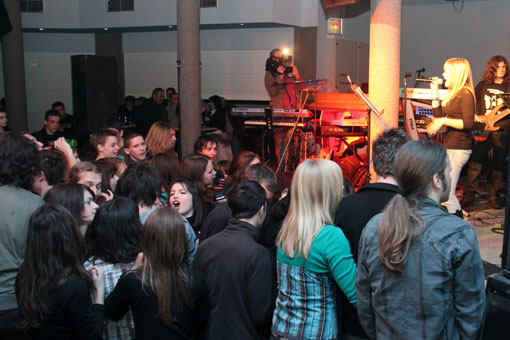 Humanitarni koncert ogulinskih bendova 