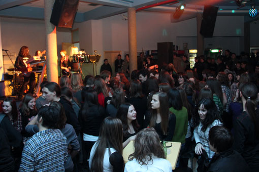 Humanitarni koncert ogulinskih bendova 