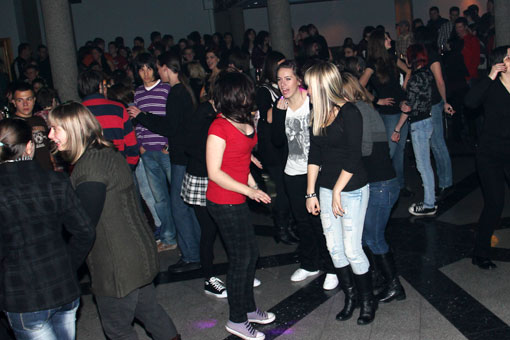Humanitarni koncert ogulinskih bendova 