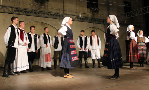Koncert KUD-a   "Klek" na  zatvaranju Petih  Frankopanskih ljetnih večeri