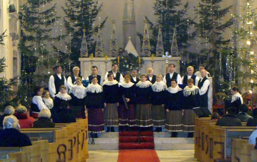 Božićni koncert KUD-a Klek u senjskoj katedrali