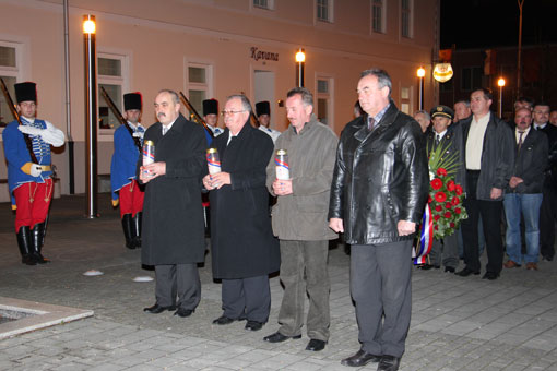 Obilježena
godišnjica 143. brigade Hrvatske vojske Ogulin Obilježena
godišnjica 143. brigade Hrvatske vojske Ogulin