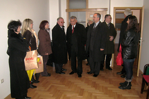 Svečana  predaja ključeva stanova stanarima stambeno - poslovne građevine  POS-a   