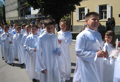 Slavlje Prve svete  Pričesti, Ogulin, 6.6.2010.