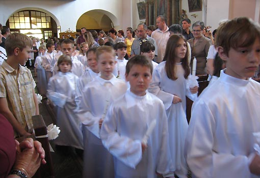 Slavlje Prve svete  Pričesti, Ogulin, 6.6.2010.