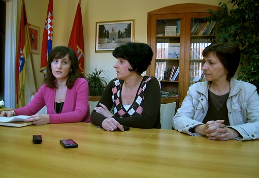 Predstavnice Udruge "Radost" na prijemu kod gradonačelnika Predstavnice Udruge "Radost" na prijemu kod gradonačelnika