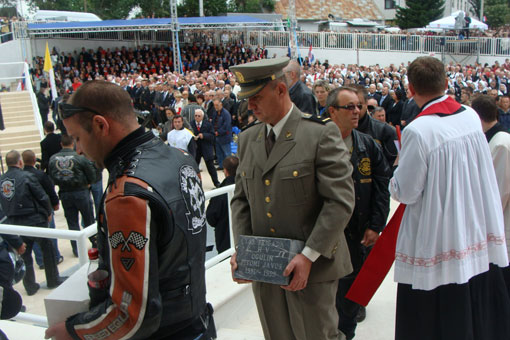 Blagoslov Crkve hrvatskih mučenika na Udbini