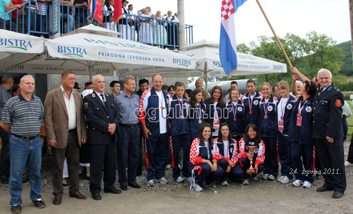 Ženska mladež DVD-a Josipdol stigla s međunarodnog natjecanja okićena zlatnim medaljama