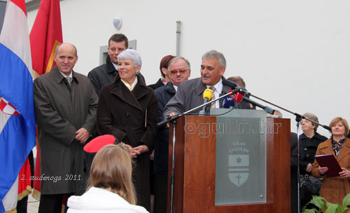 Otvorena Narodna knjižnica i čitaonica Ogulin 