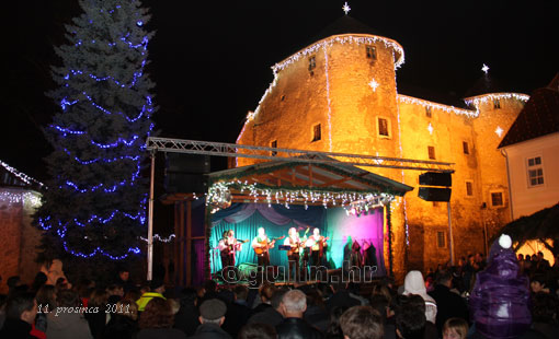 Svečano otvorena manifestacija Advent 2011