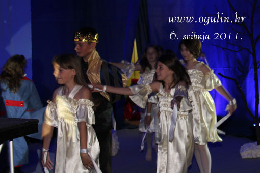 Dan Prve         osnovne  škole