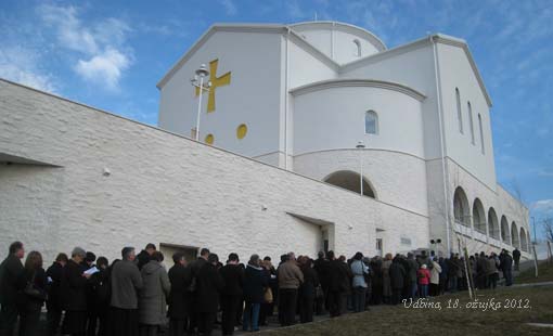Ogulinski dekanat hodočastio na Udbinu