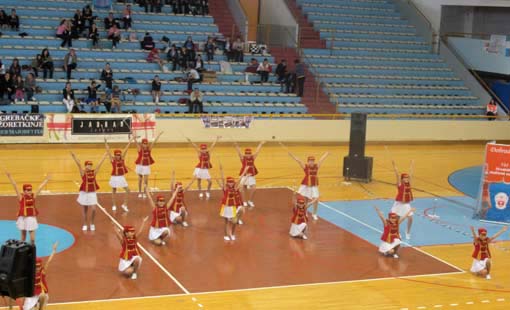 Ogulinske mažoretkinje osvojile 6. i 10. mjesto 