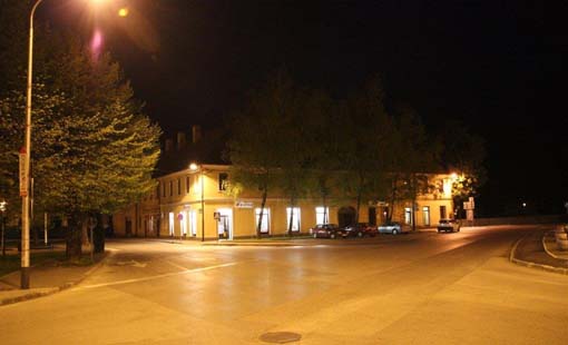 Grad Ogulin noću