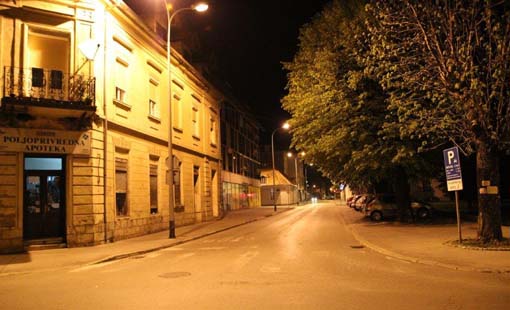 Grad Ogulin noću