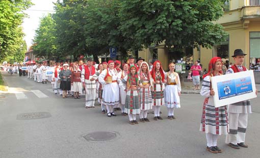 U Ogulinu održana  17. smotra izvornog folklora „Igra kolo“