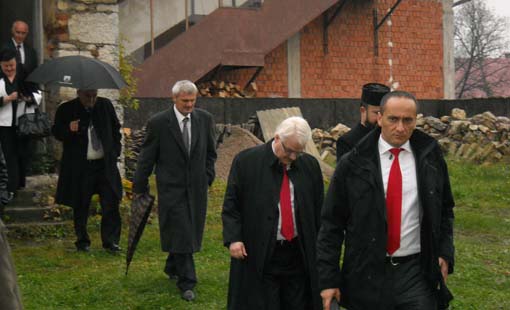 Predsjednik Josipović u posjeti Karlovačkoj županiji i Ogulinu