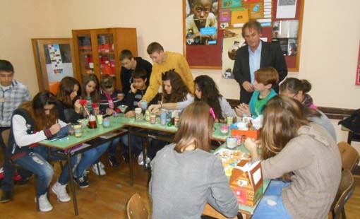 Poziv na Prodajno aukcijsku izložbu "Zajedno za djecu Afrike"