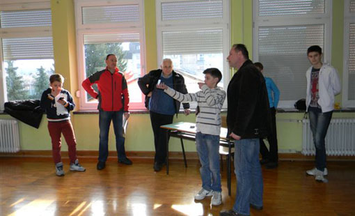 Održano školsko natjecanje ARG slike/140214-radioamateri-2.jpg