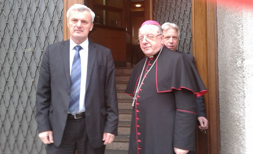Biskup Mile Bogović u obilasku Ogulinskog dekanata