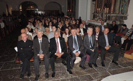 Predstavljena monografija „Župa svetoga Križa u Ogulinu- Lumen fidei“