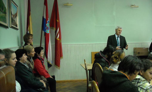 Gradonačelnik Jure Turković darovao djecu za Božić