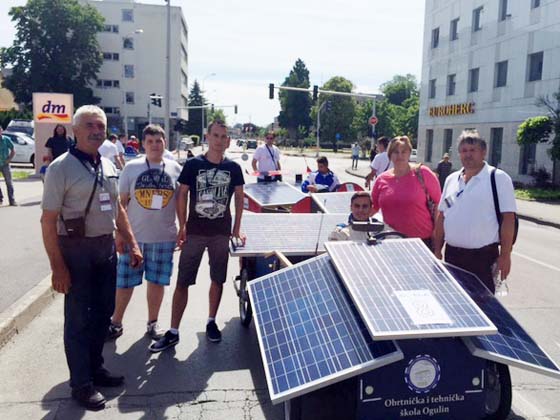 4. Utrka solarnih automobila