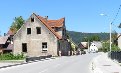Informacija o ruševnom objektu u Ogulinu, Zagrad 42