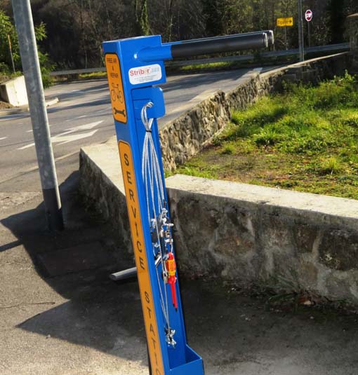 Postavljene tri servisne stanice za bicikle